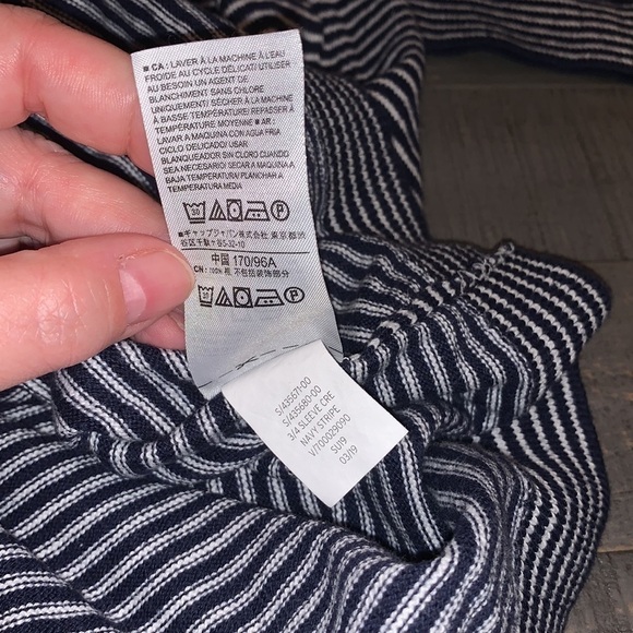 Gap Navy Blue & White Striped Embroidered Hello Sweater Size M - Picture 6 of 6